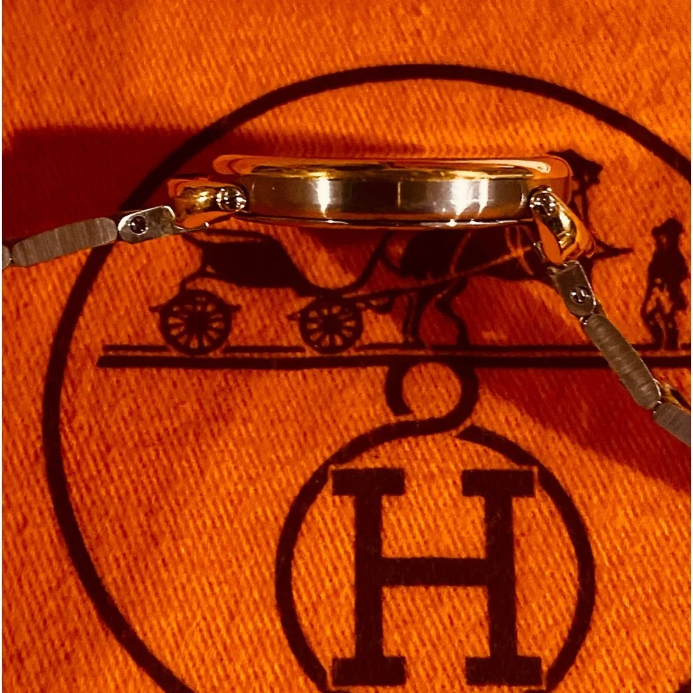 🛑SOLD🛑 ⏰⏱🕰Authentic Hermes Two Tone Clipper Watch - Picture 8 of 16
